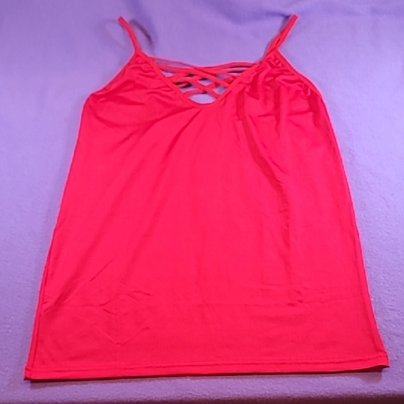 0722. NWOTs ~ Body Clinging ~ Sexy Red 💋~ Tank Top w/ Lattice Front 💜💜 - Picture 1 of 6